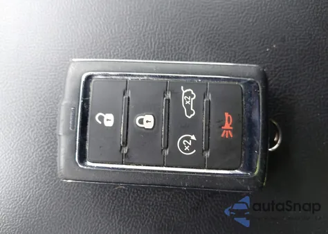 2023 Jeep Grand Cherokee L Altitude 4X2 z USA, uszkodzony, nr VIN 1C4RJJAG2P8714570